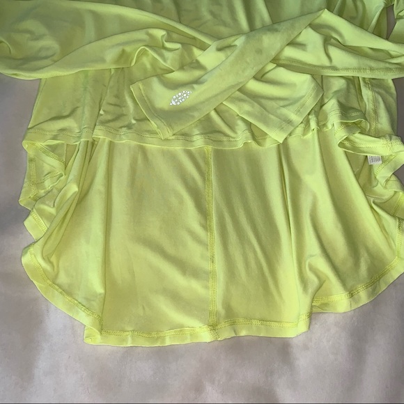 NWOT Movement Cadence Layering Tee Top - Picture 8 of 12